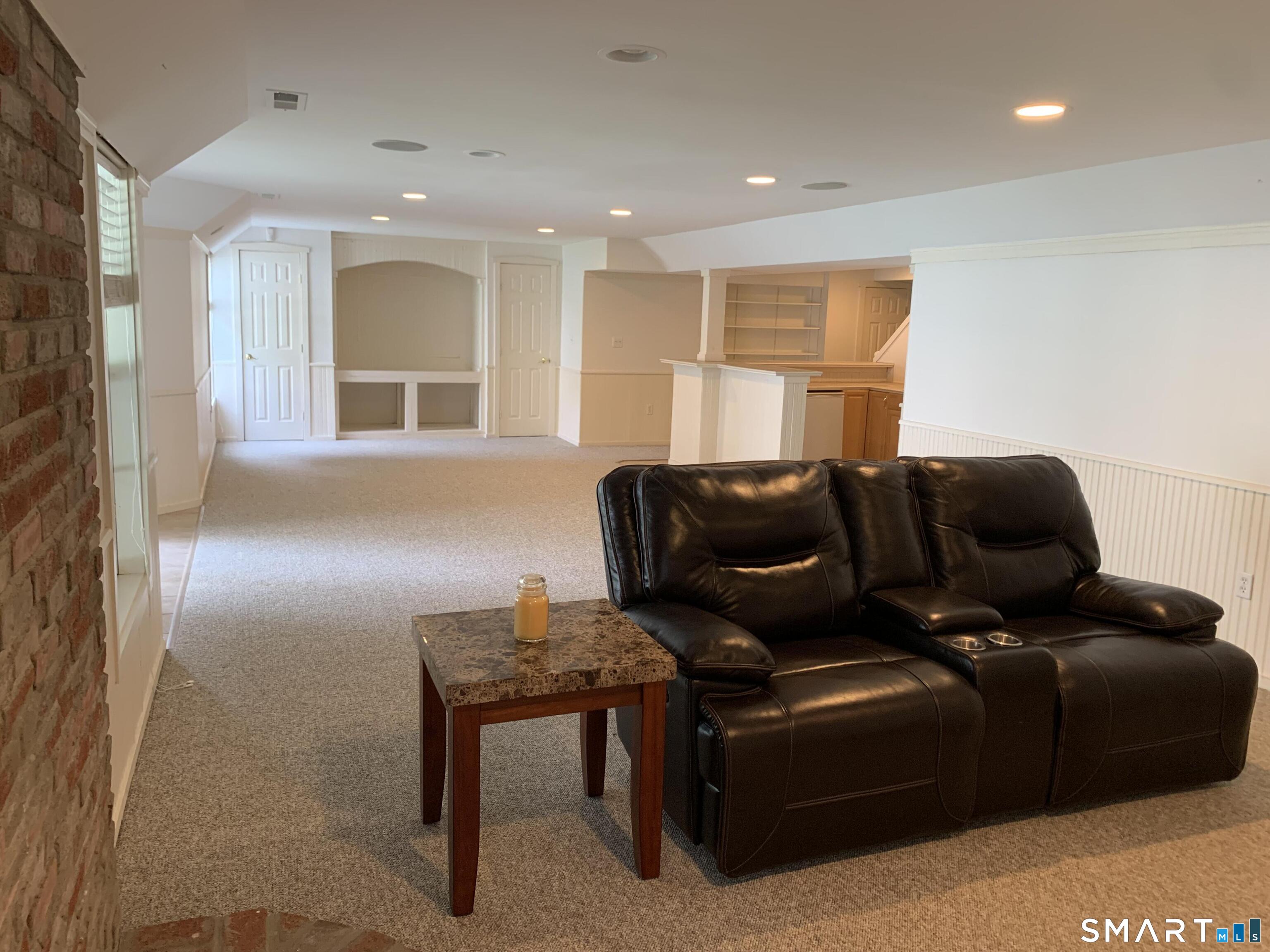 145 Lexington North Way Milford CT 06461