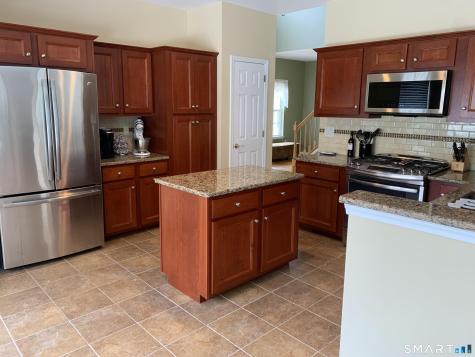 145 Lexington North Way Milford CT 06461
