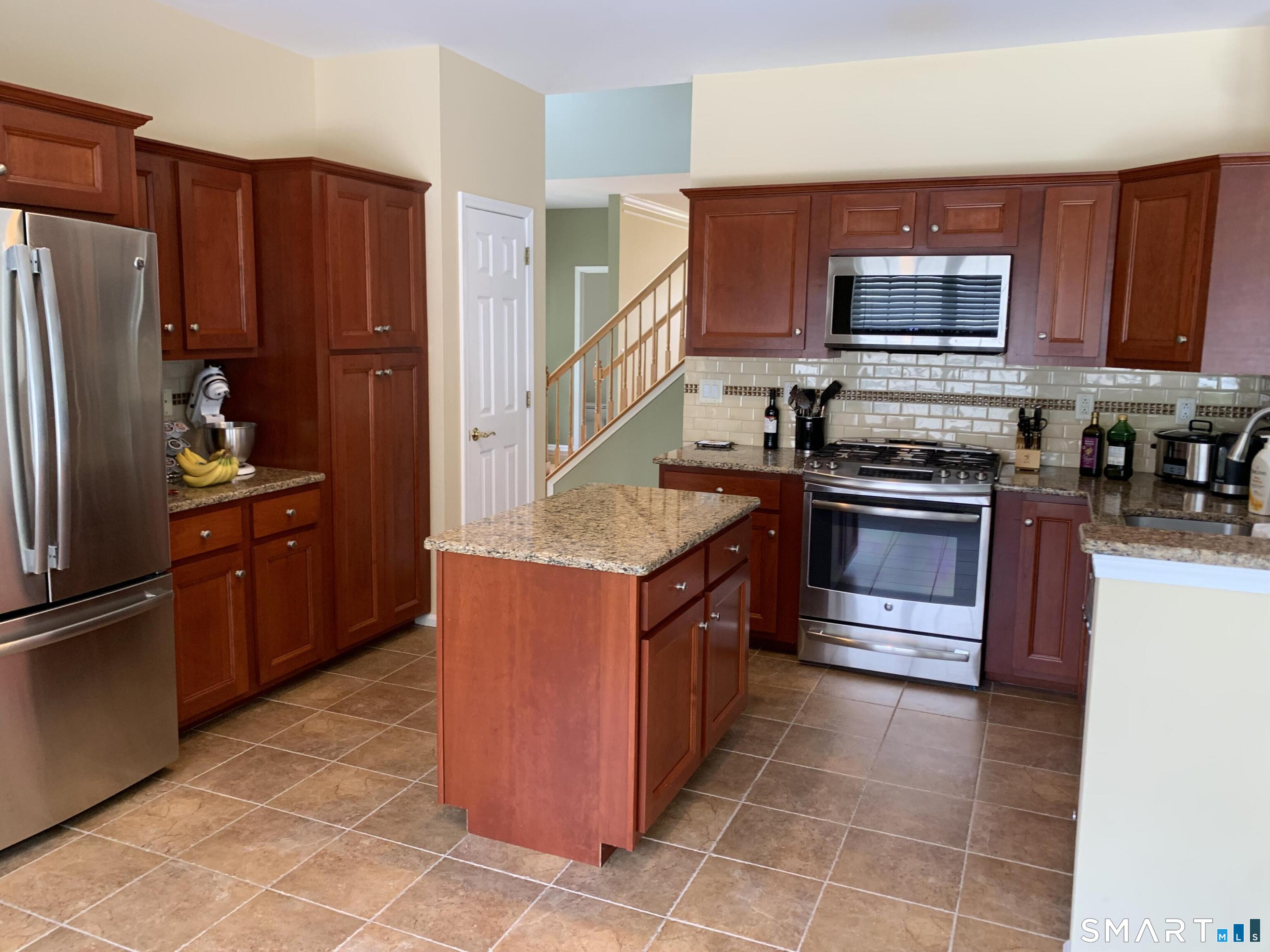 145 Lexington North Way Milford CT 06461