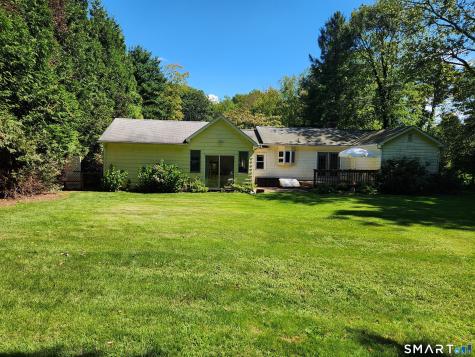 230 Nut Plains Road Guilford CT 06437