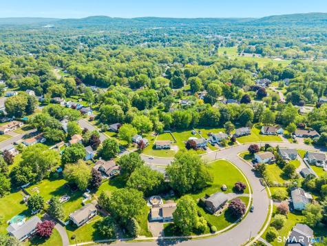 258 Candlewood Drive Bristol CT 06010
