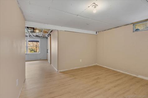 235 Orchard Avenue Newington CT 06111