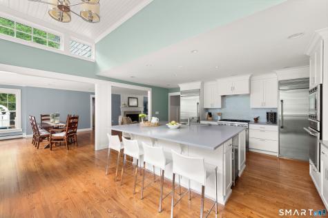 16 Pilgrim Lane Weston CT 06883