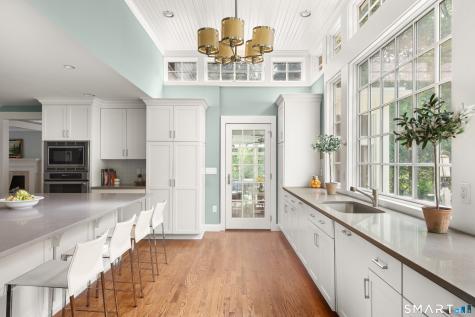 16 Pilgrim Lane Weston CT 06883