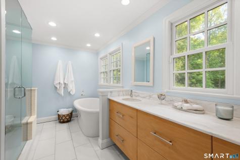 16 Pilgrim Lane Weston CT 06883