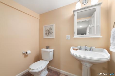 16 Pilgrim Lane Weston CT 06883