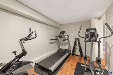 16 Pilgrim Lane Weston CT 06883