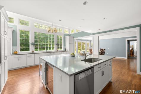 16 Pilgrim Lane Weston CT 06883