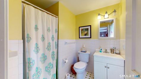 112 Barnshed Lane Guilford CT 06437