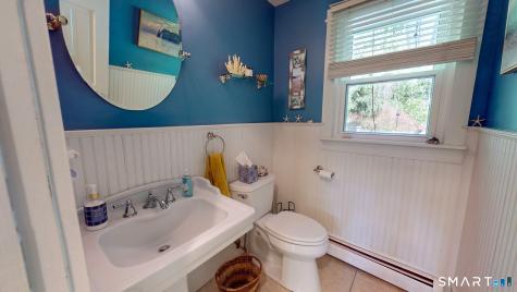 112 Barnshed Lane Guilford CT 06437