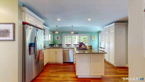 112 Barnshed Lane Guilford CT 06437