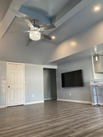 18 Pine Street Norwich CT 06360