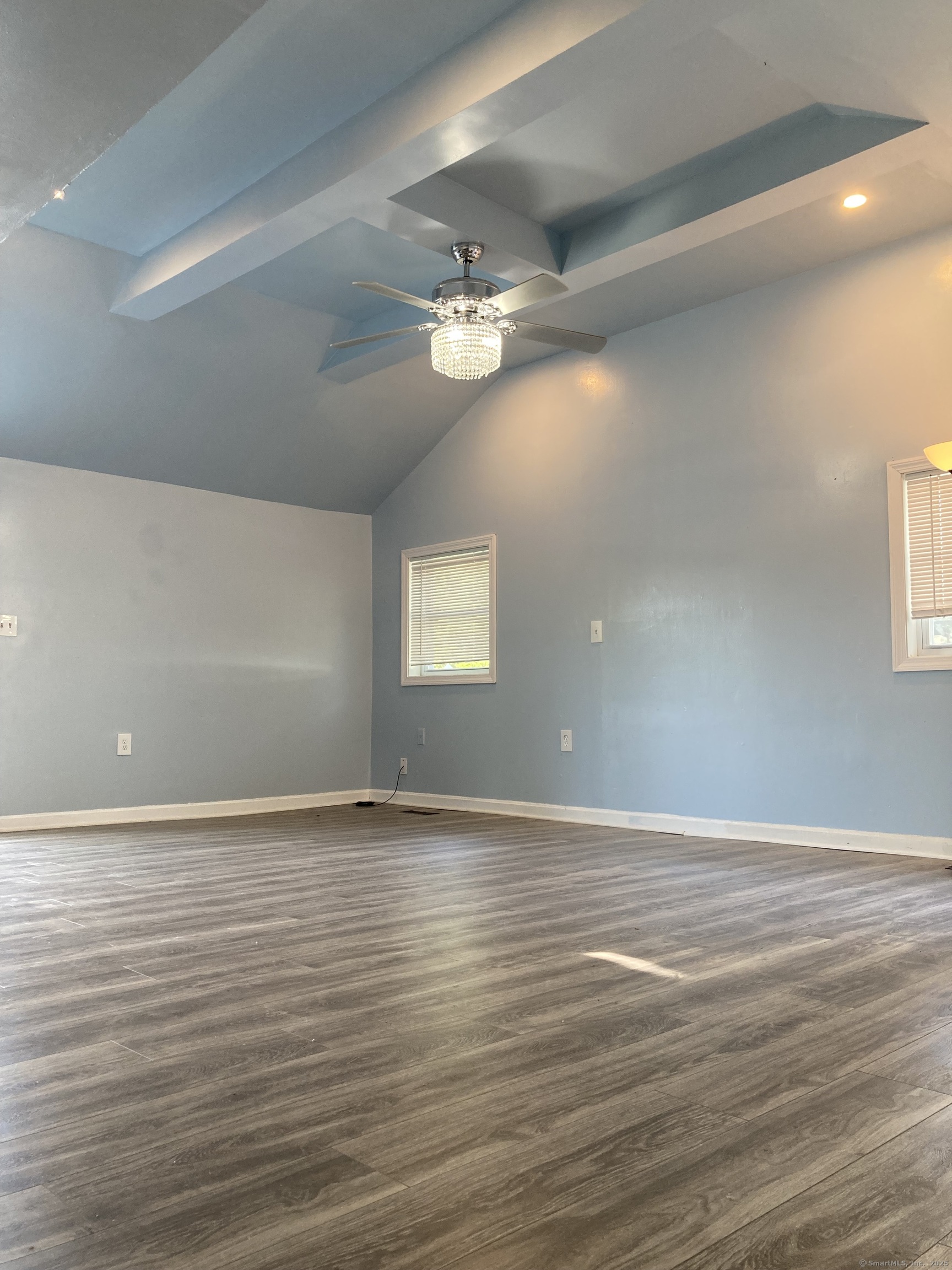 18 Pine Street Norwich CT 06360