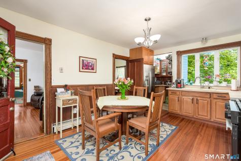 1316 Whirlwind Hill Road Wallingford CT 06492