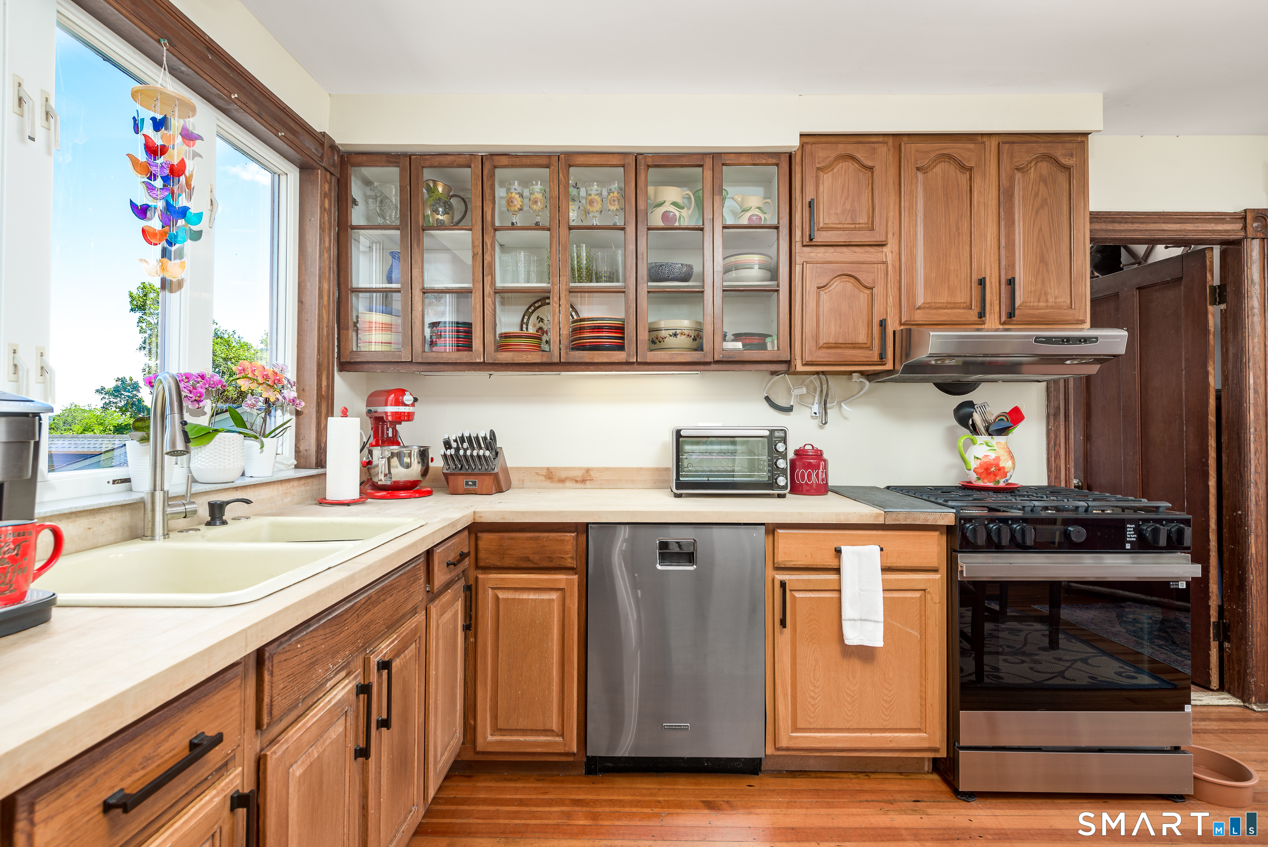 1316 Whirlwind Hill Road Wallingford CT 06492