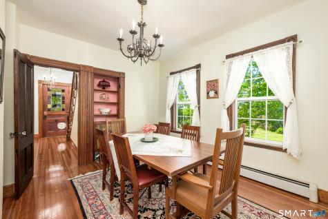 1316 Whirlwind Hill Road Wallingford CT 06492