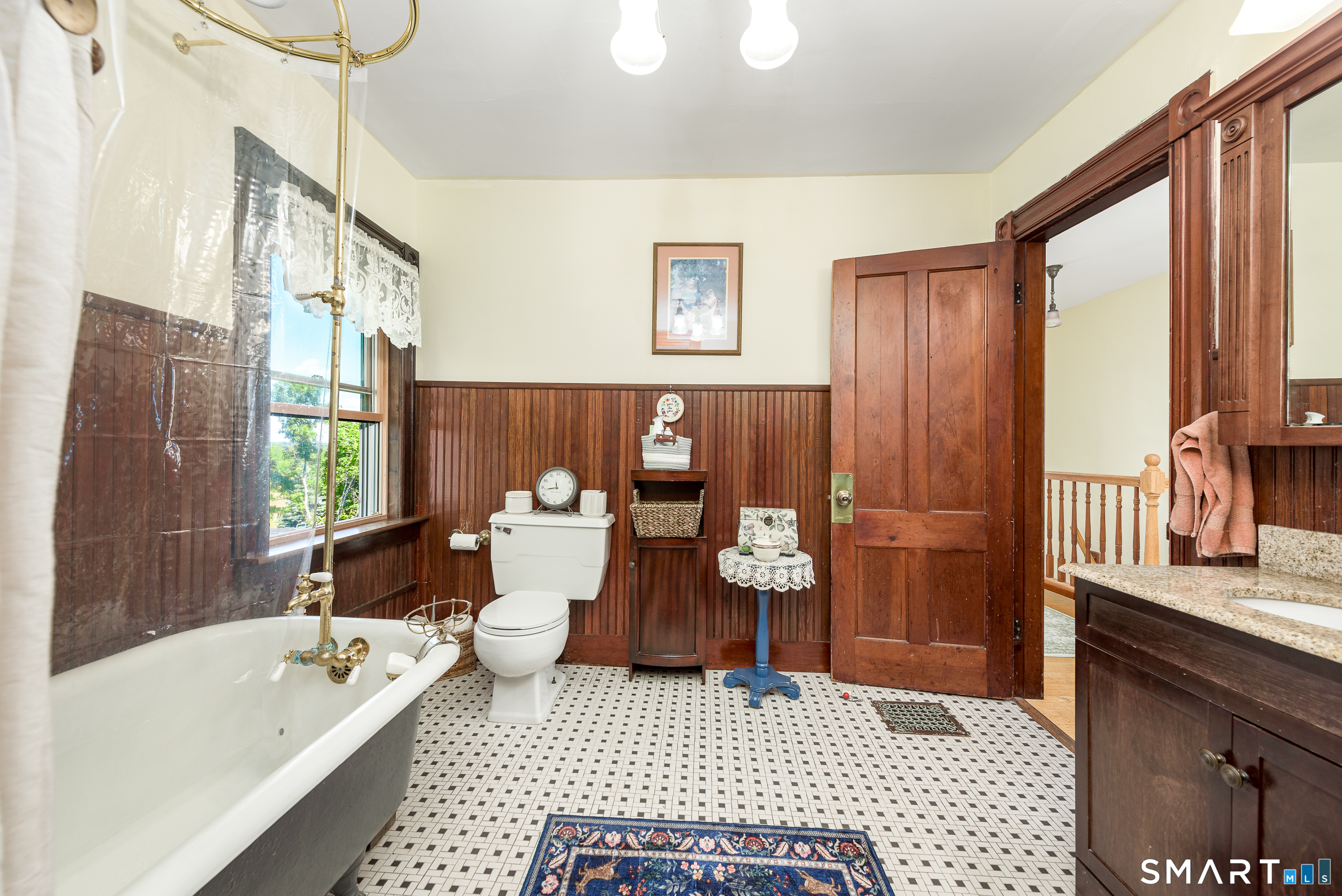 1316 Whirlwind Hill Road Wallingford CT 06492