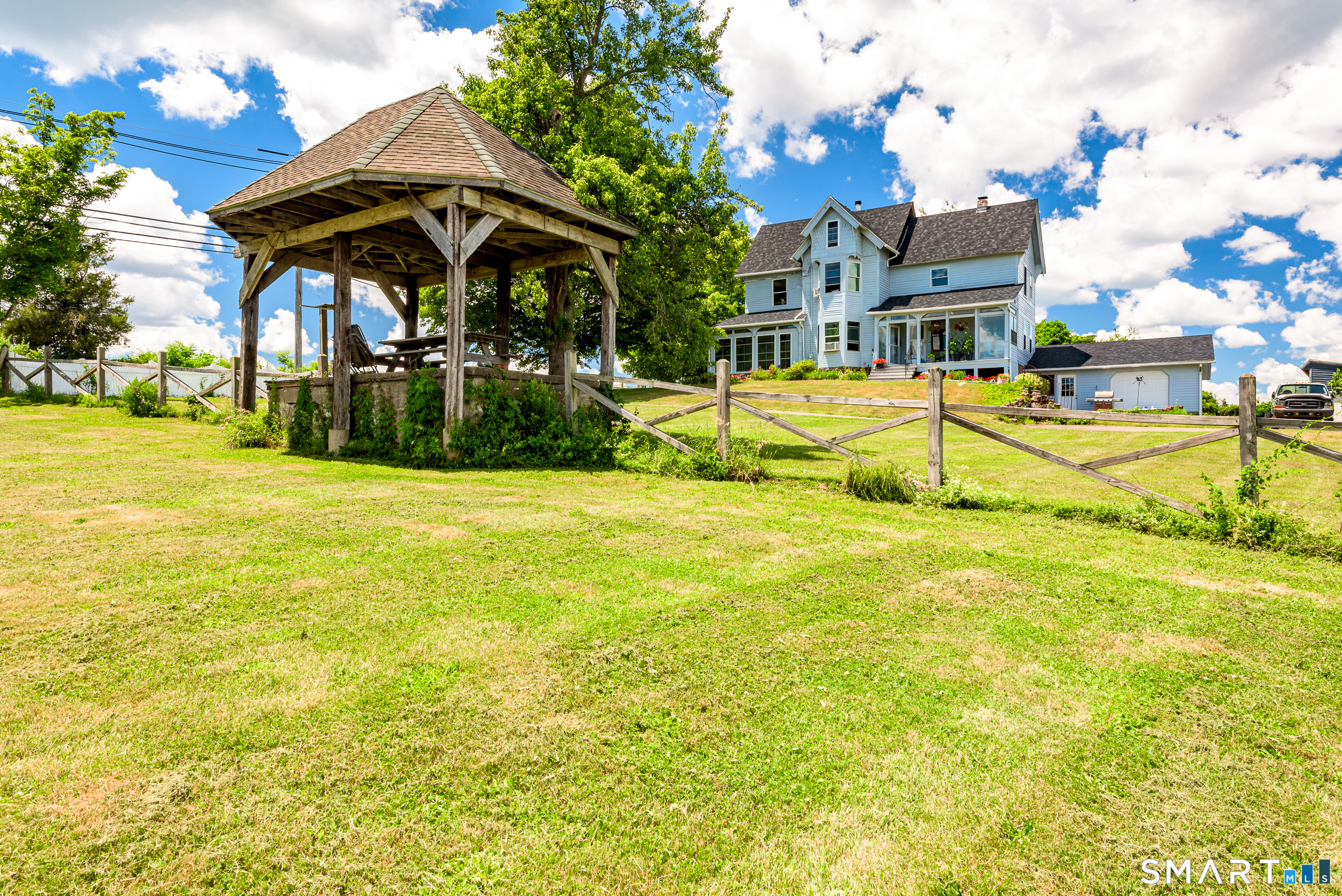 1316 Whirlwind Hill Road Wallingford CT 06492