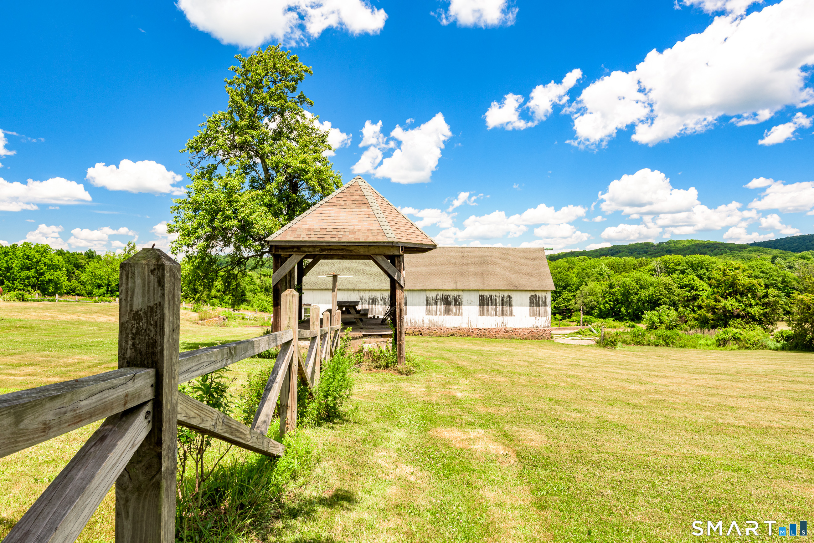 1316 Whirlwind Hill Road Wallingford CT 06492