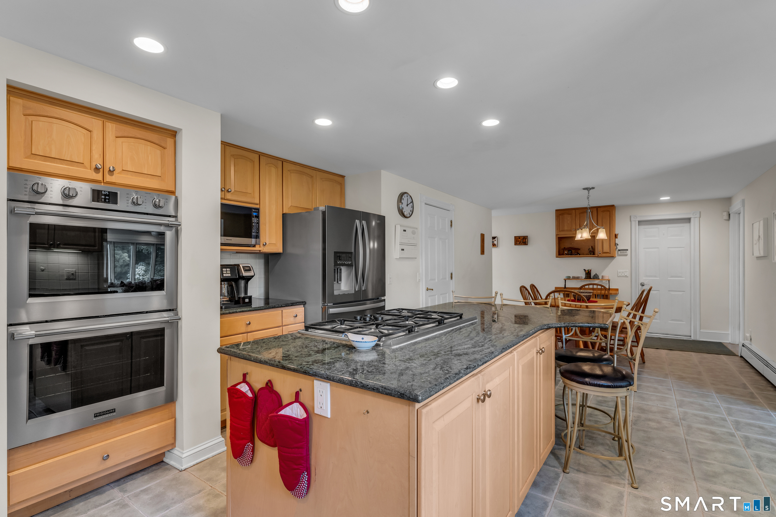 17 Barberry Lane Madison CT 06443