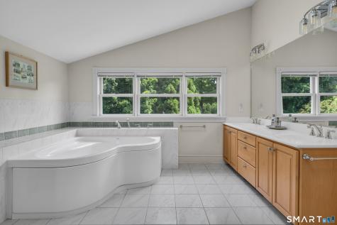 17 Barberry Lane Madison CT 06443
