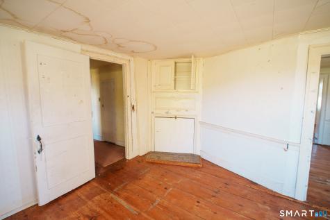 76 South Canaan Road North Canaan CT 06018