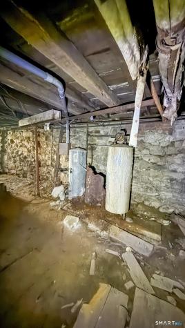 76 South Canaan Road North Canaan CT 06018