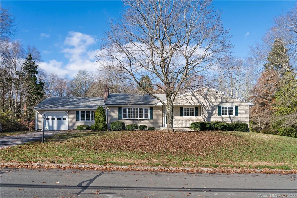 6 Irvingdell Place East Lyme CT 06333