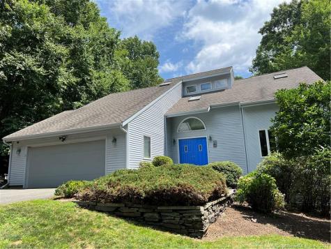 32 Nelson Drive Burlington CT 06013