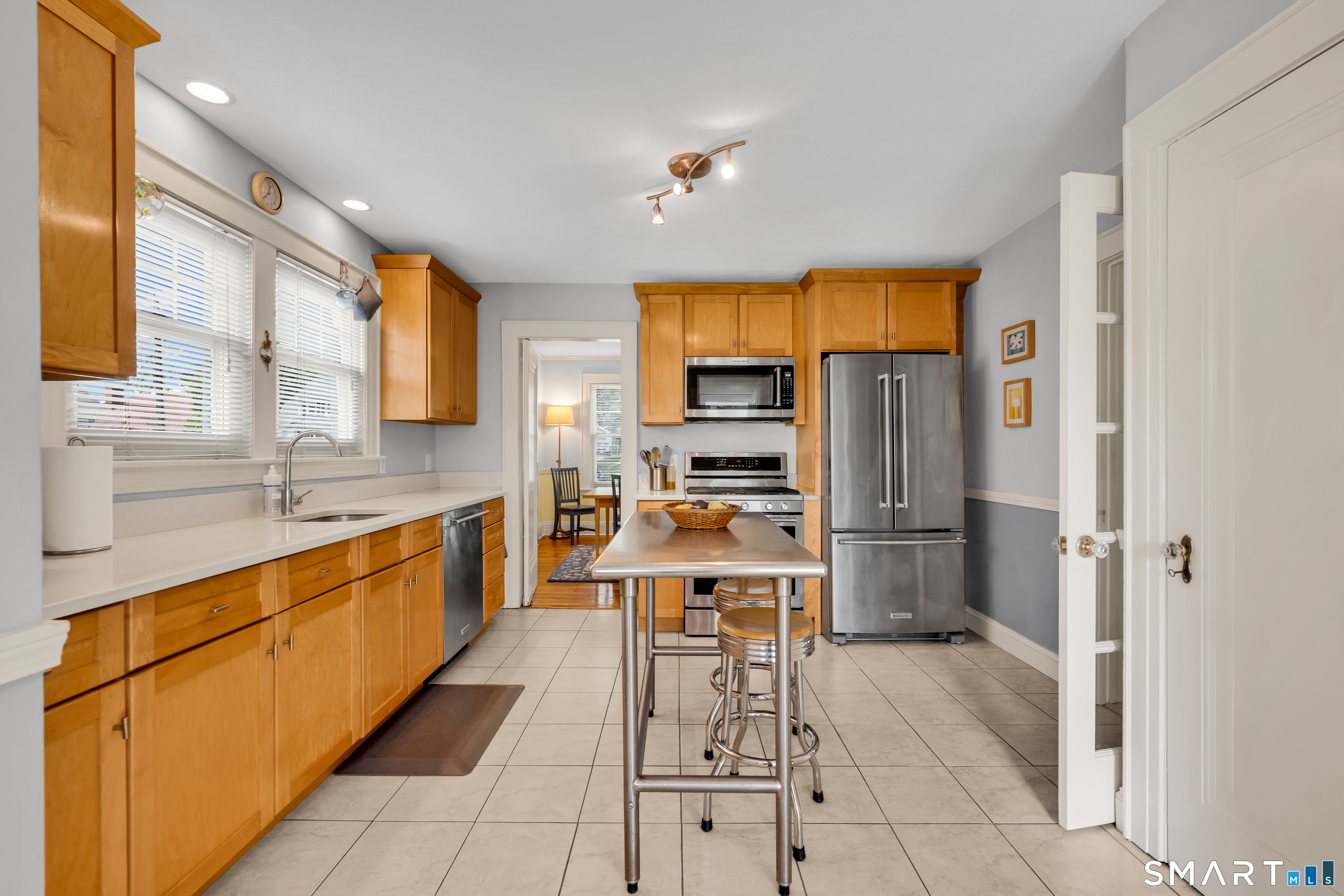 44 Beverly Road Wethersfield CT 06109
