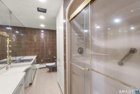 835 Monroe Turnpike Monroe CT 06468