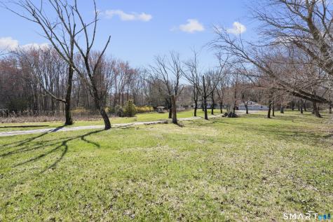835 Monroe Turnpike Monroe CT 06468