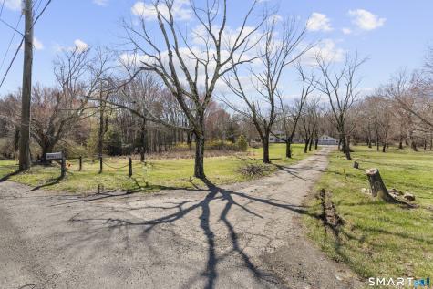 835 Monroe Turnpike Monroe CT 06468