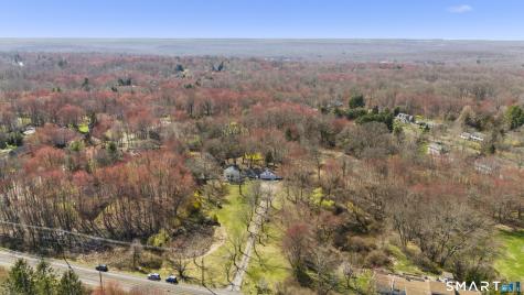 835 Monroe Turnpike Monroe CT 06468