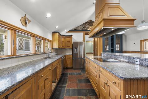 835 Monroe Turnpike Monroe CT 06468