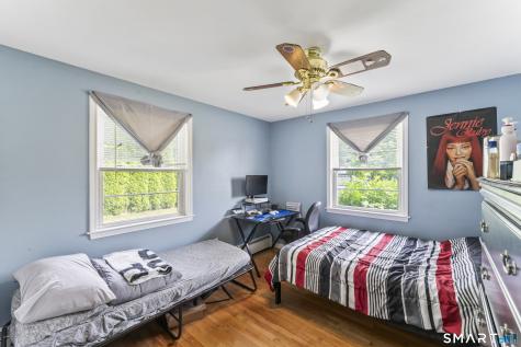 16 Nutmeg Avenue Enfield CT 06082