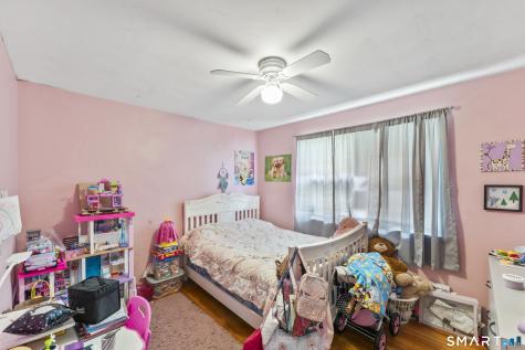 16 Nutmeg Avenue Enfield CT 06082