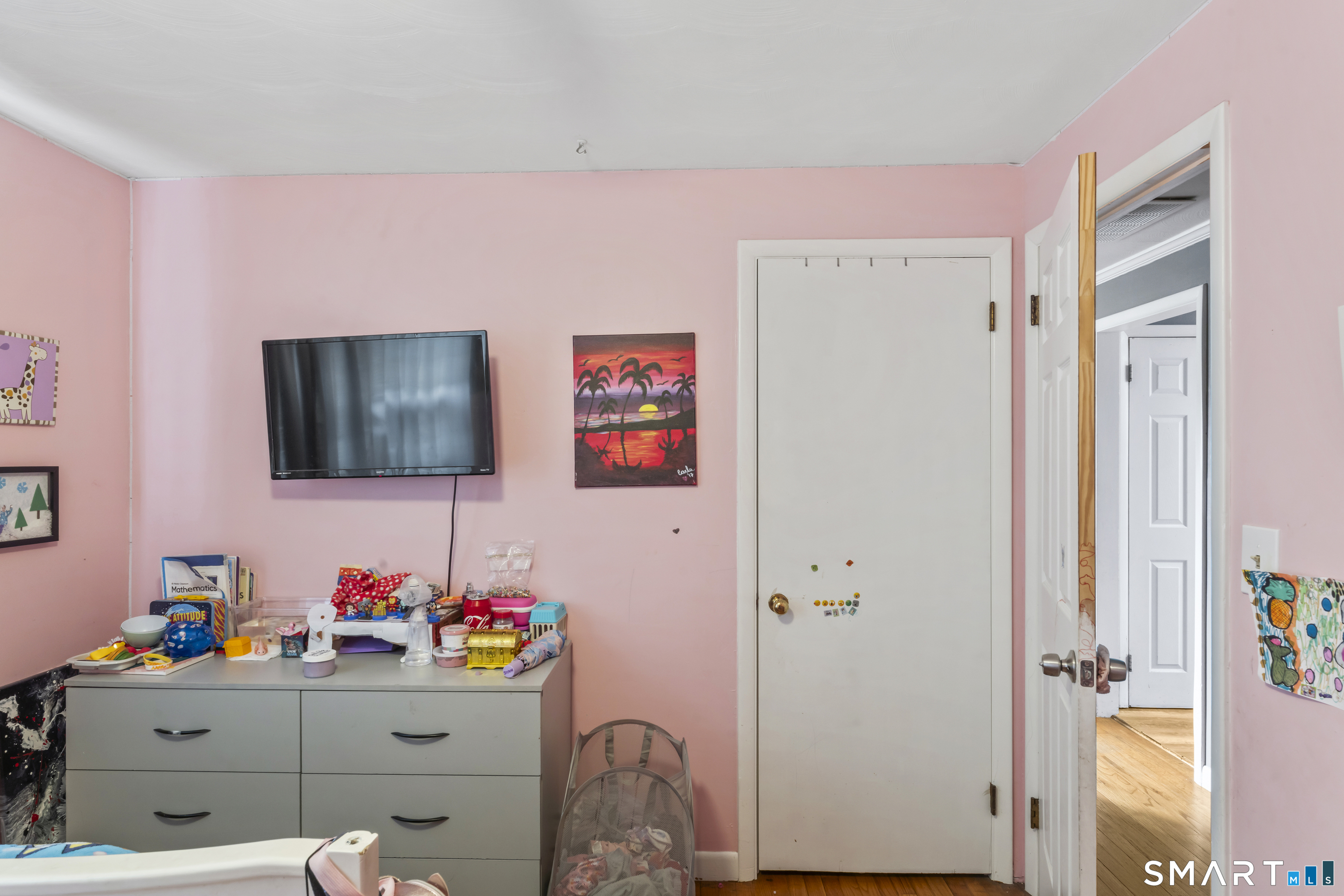 16 Nutmeg Avenue Enfield CT 06082