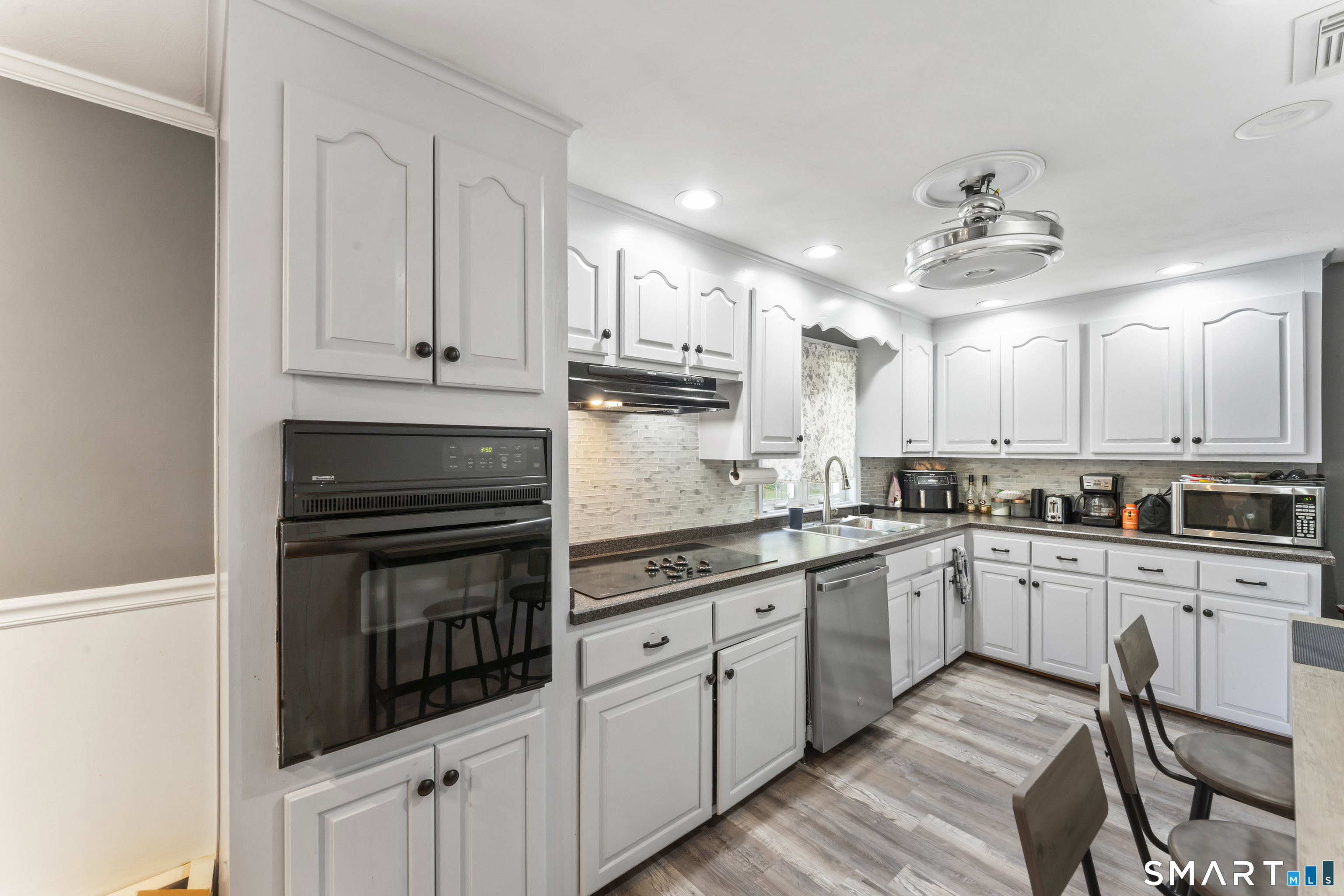 16 Nutmeg Avenue Enfield CT 06082
