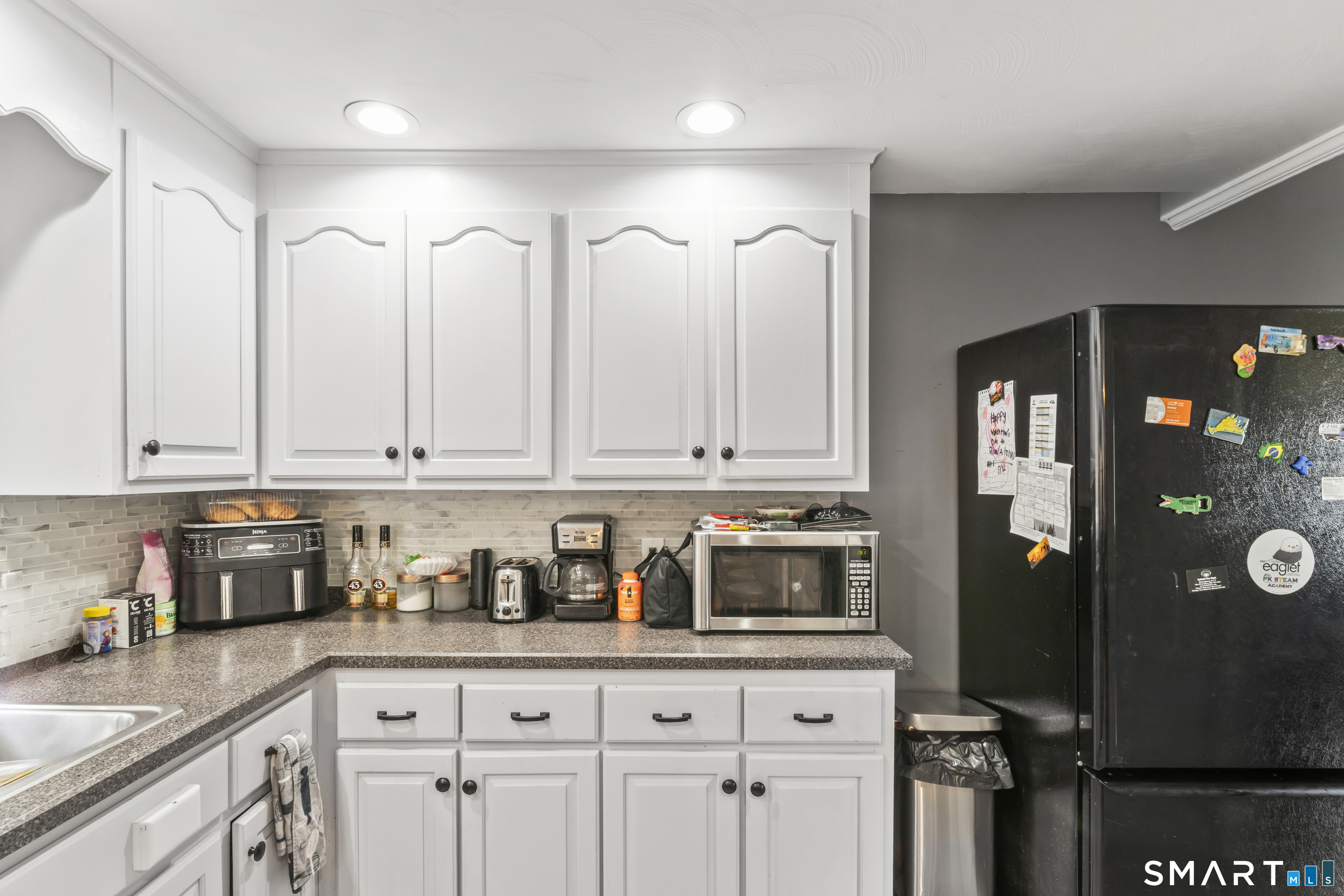 16 Nutmeg Avenue Enfield CT 06082