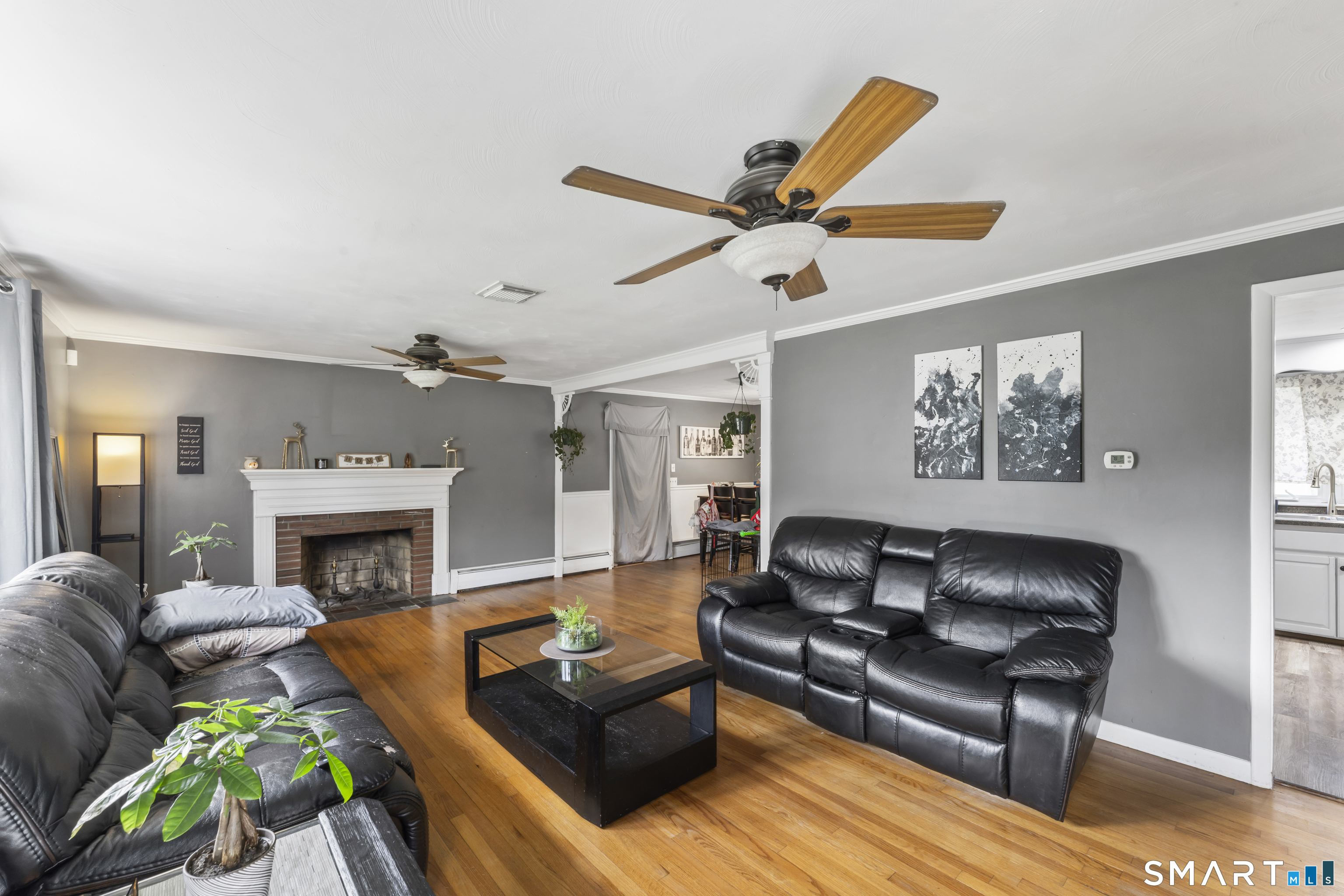 16 Nutmeg Avenue Enfield CT 06082
