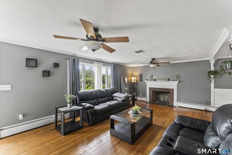 16 Nutmeg Avenue Enfield CT 06082
