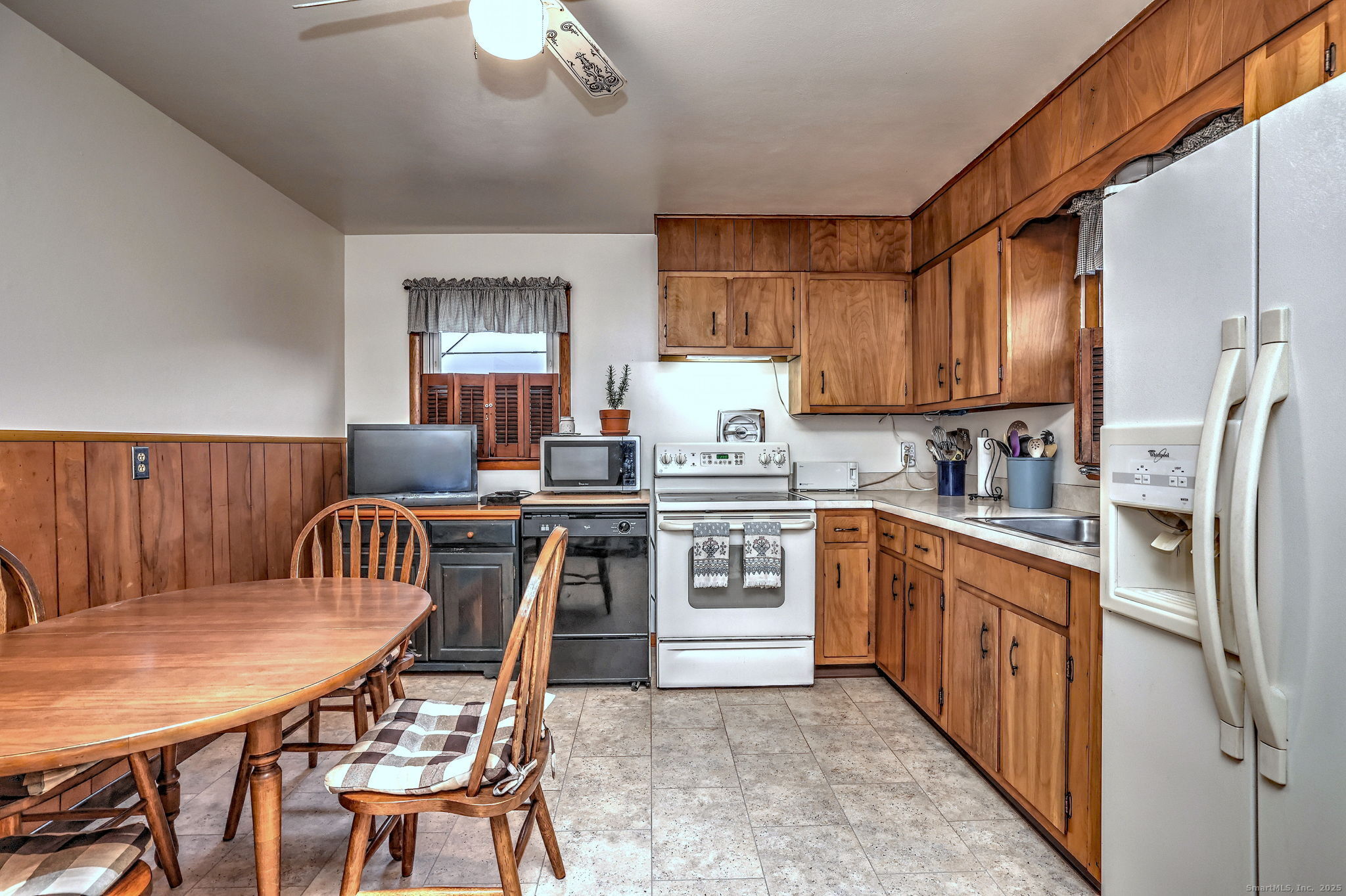 15 Utica Street Milford CT 06461