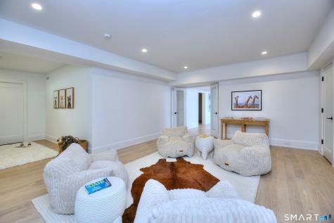 8 Loretta Court Westport CT 06880