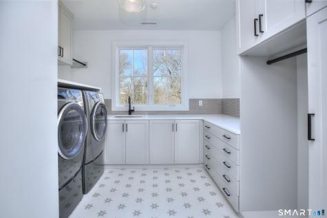 8 Loretta Court Westport CT 06880
