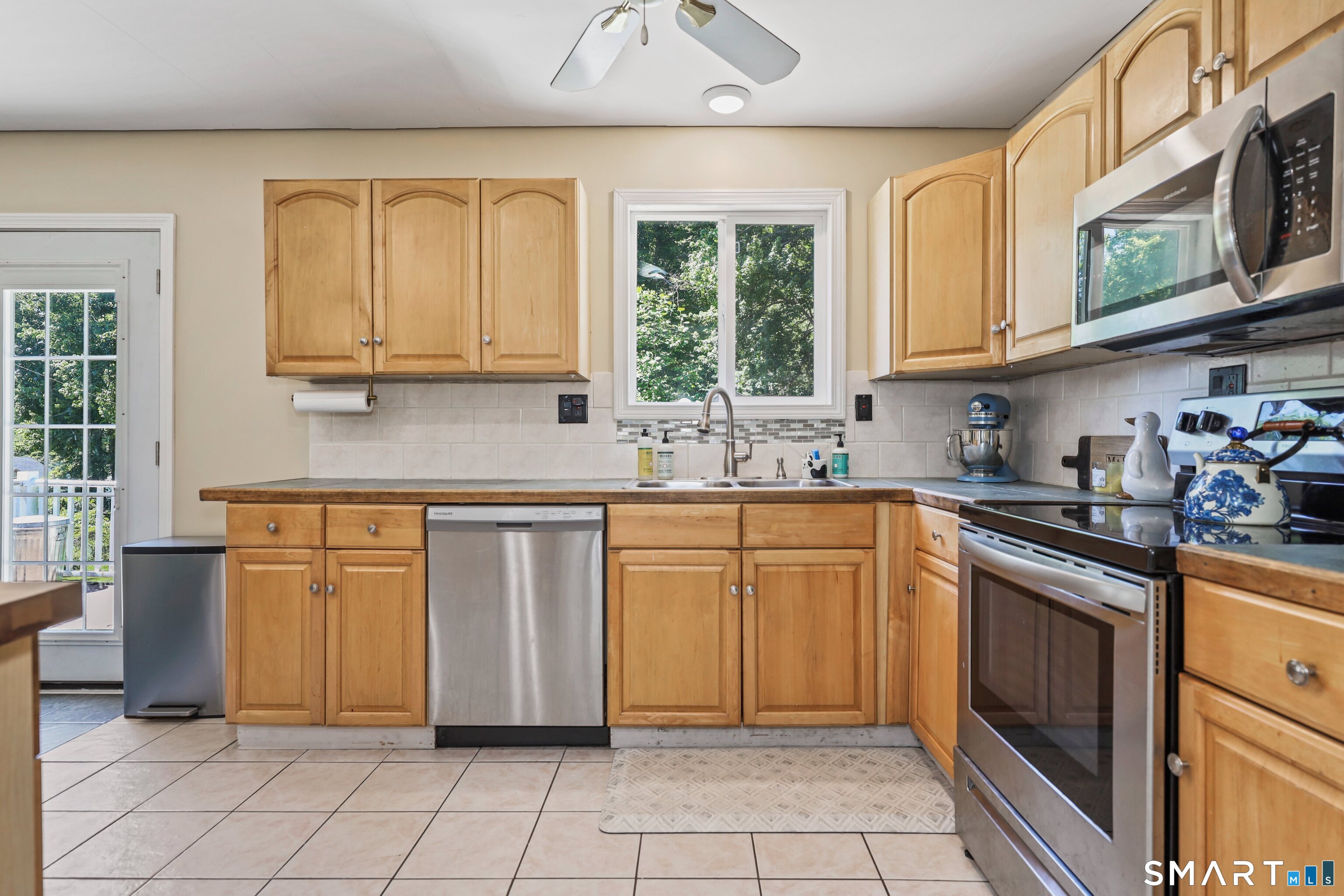 12 Knapp Drive Prospect CT 06712