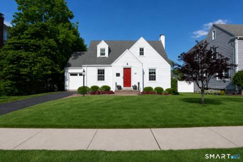 52 Clifton Avenue West Hartford CT 06107
