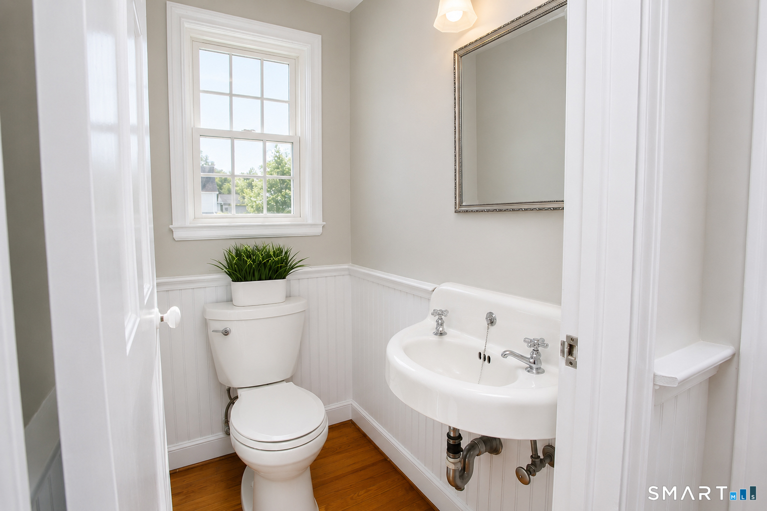 52 Clifton Avenue West Hartford CT 06107