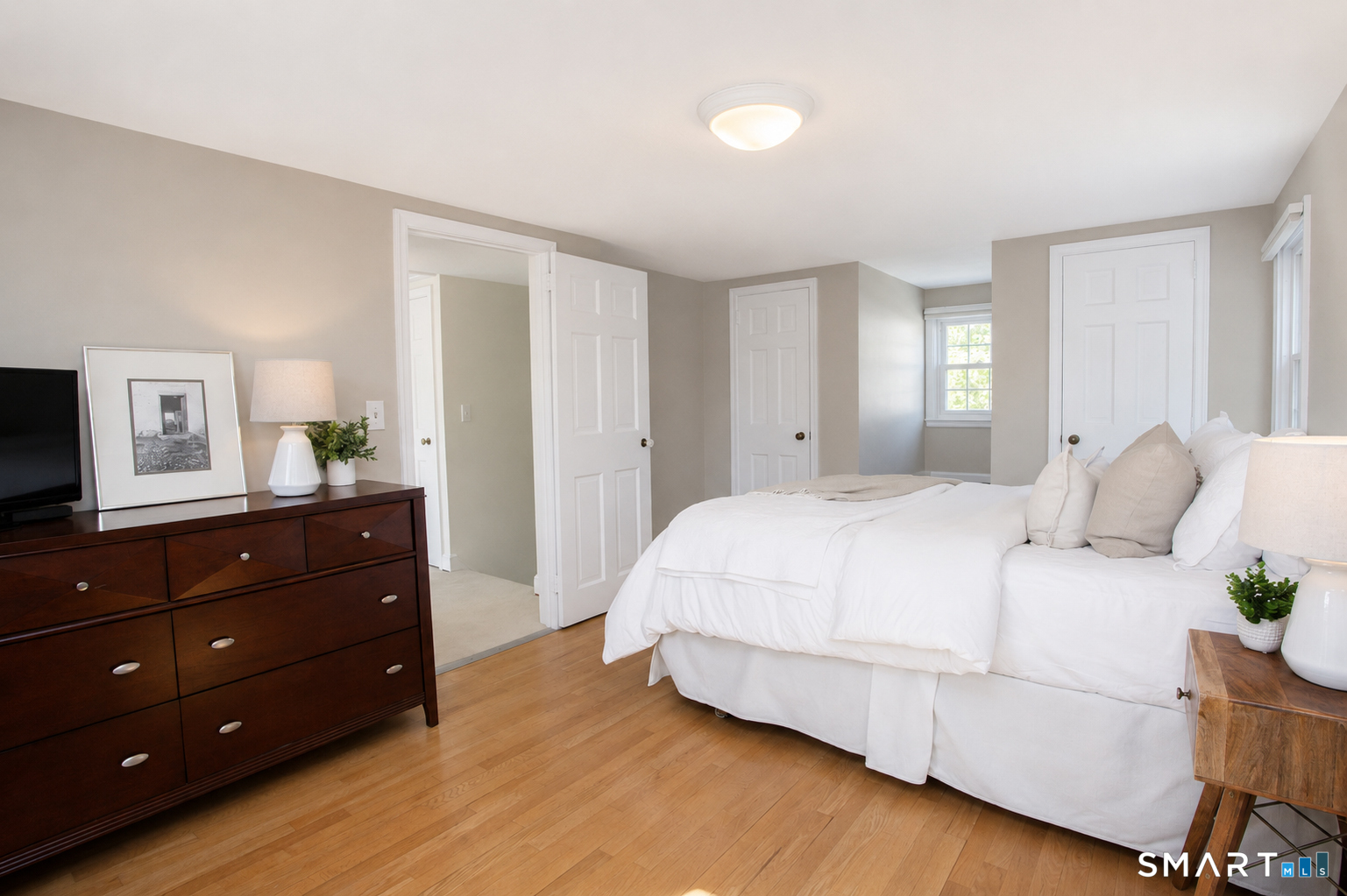 52 Clifton Avenue West Hartford CT 06107