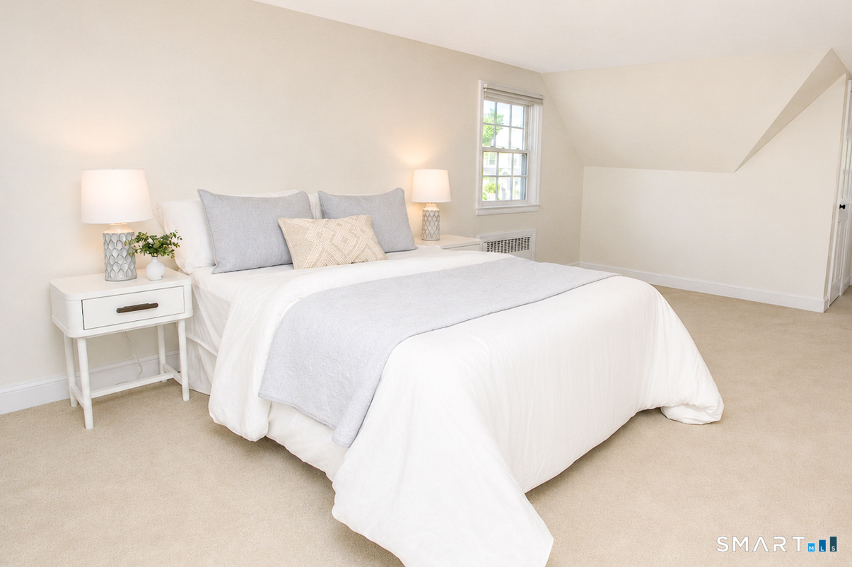 52 Clifton Avenue West Hartford CT 06107